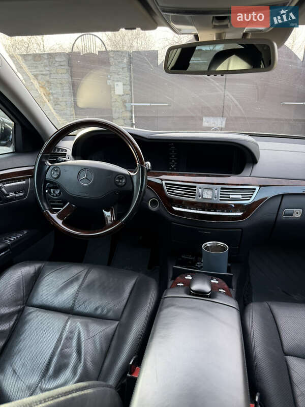 Седан Mercedes-Benz S-Class 2006 в Каменец-Подольском