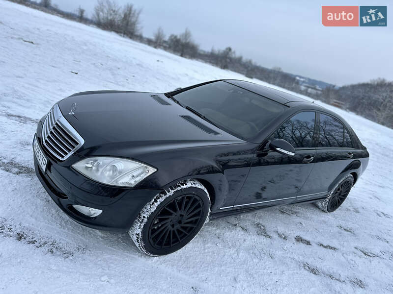 Седан Mercedes-Benz S-Class 2008 в Умані
