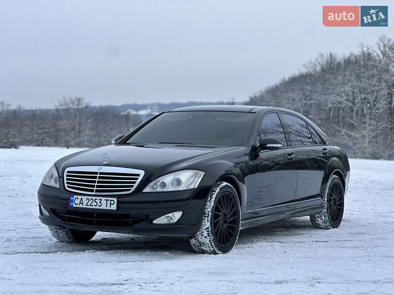 Седан Mercedes-Benz S-Class 2008 в Умані