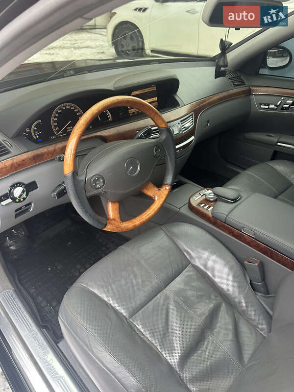Седан Mercedes-Benz S-Class 2008 в Тернополе