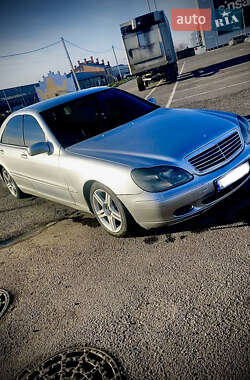 Седан Mercedes-Benz S-Class 1998 в Чернівцях