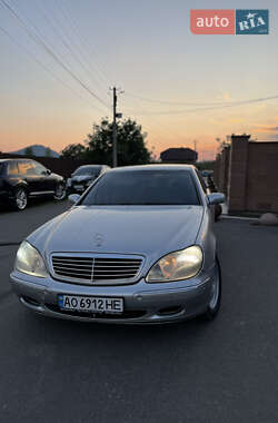 Седан Mercedes-Benz S-Class 2001 в Тересві