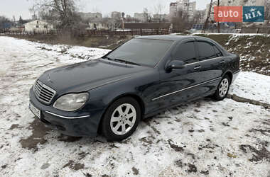 Седан Mercedes-Benz S-Class 2000 в Кременчуге