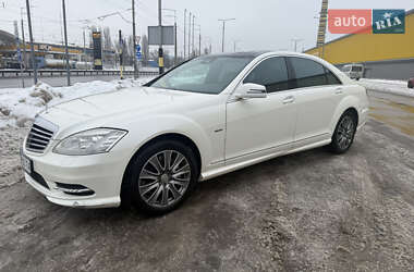 Седан Mercedes-Benz S-Class 2012 в Києві
