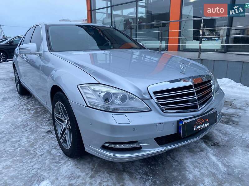Mercedes-Benz S-Class 2010 Mercedes-Benz S-Class 2010