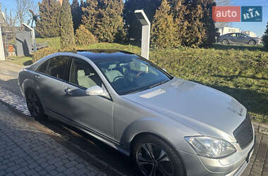 Седан Mercedes-Benz S-Class 2006 в Львове