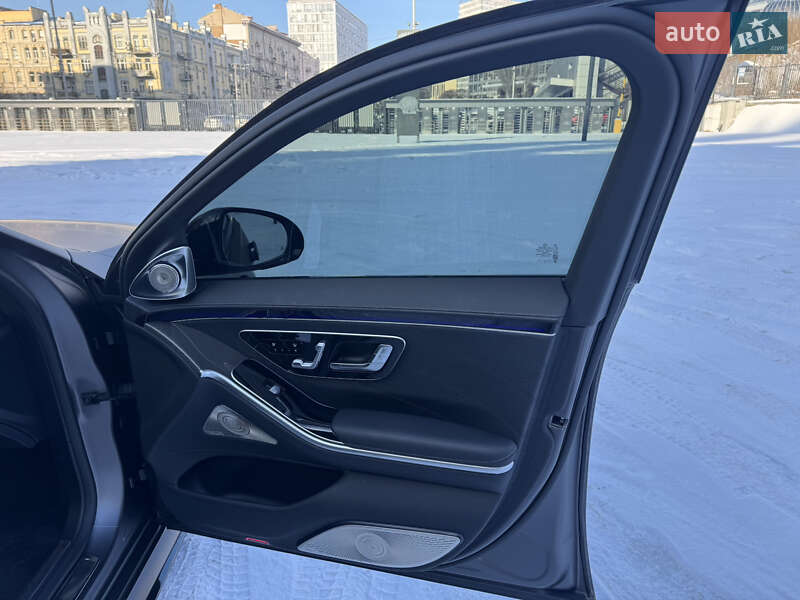 Седан Mercedes-Benz S-Class 2024 в Києві