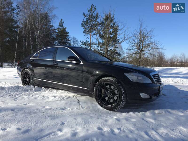 Mercedes-Benz S-Class 2006 Mercedes-Benz S-Class 2006