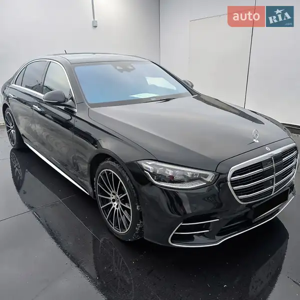 Mercedes-Benz S-Class 2023