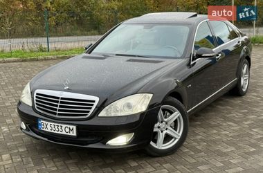 Седан Mercedes-Benz S-Class 2006 в Славуте
