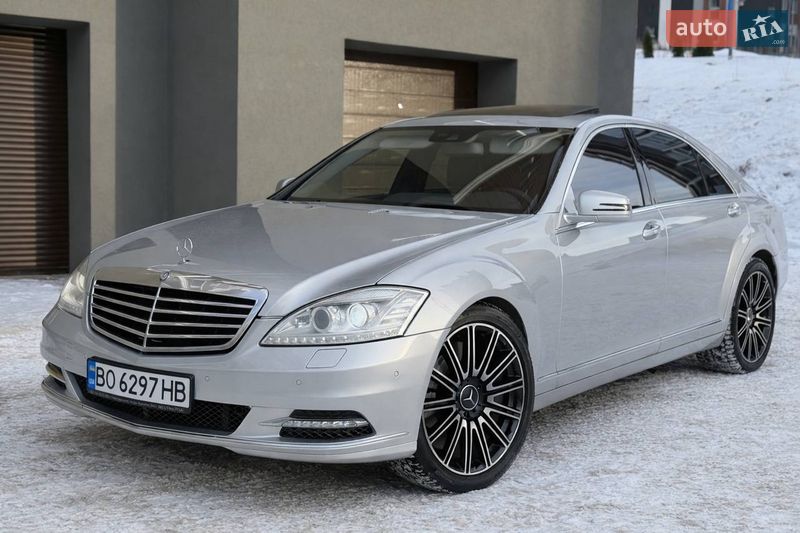 Mercedes-Benz S-Class 2010