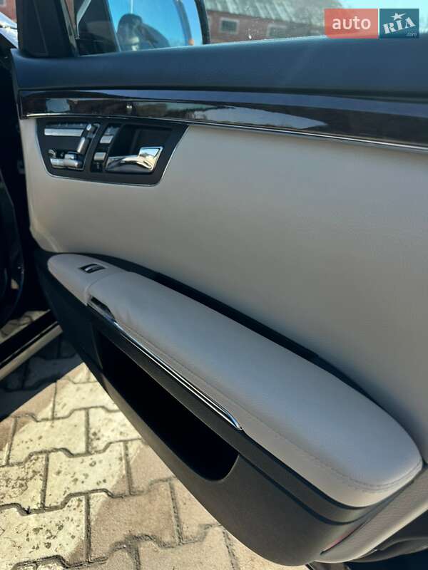 Седан Mercedes-Benz S-Class 2013 в Ивано-Франковске