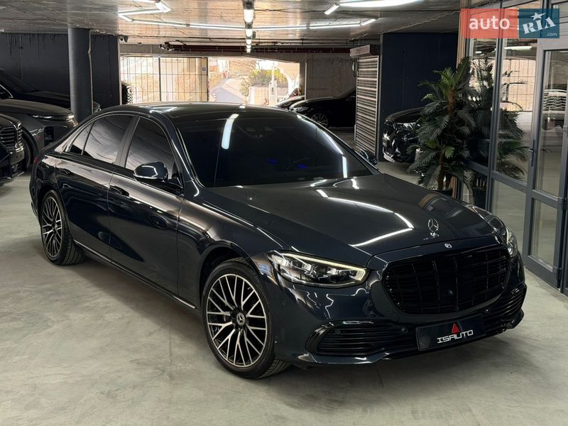 Mercedes-Benz S-Class 2021