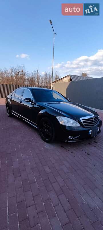 Mercedes-Benz S-Class 2008