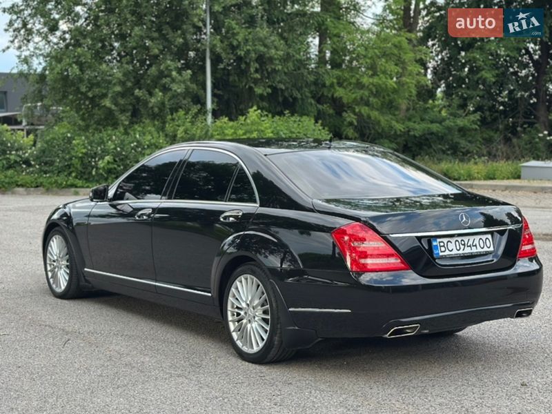 Седан Mercedes-Benz S-Class 2006 в Черновцах