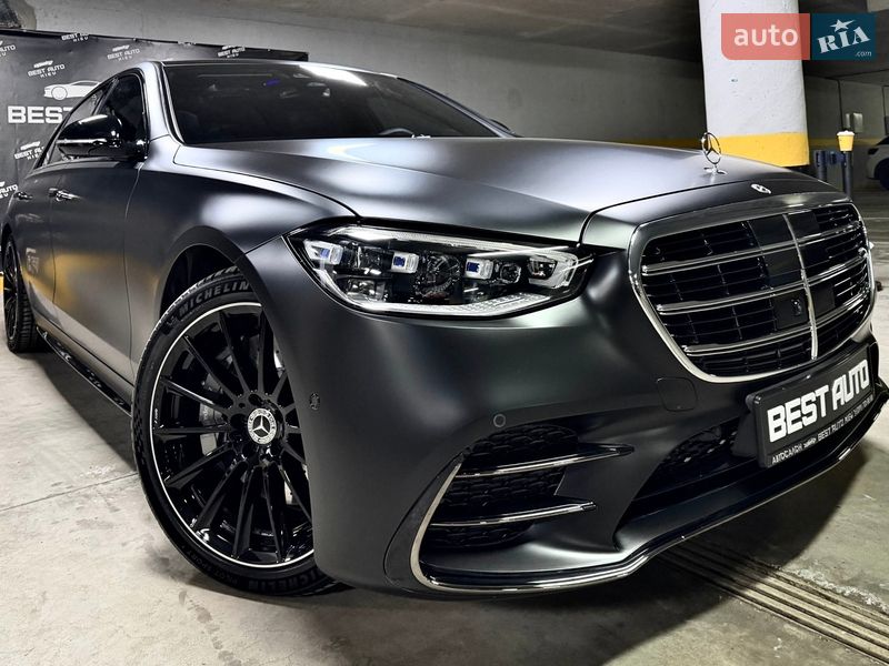 Mercedes-Benz S-Class 2025