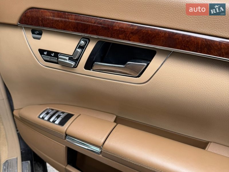 Седан Mercedes-Benz S-Class 2008 в Черновцах