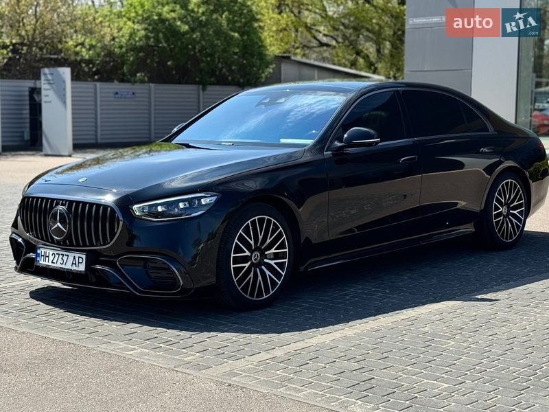 Mercedes-Benz S-Class 2023