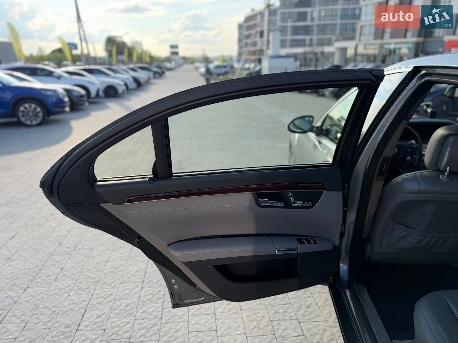 2010 Mercedes-Benz S-klasse - мініатюра 25