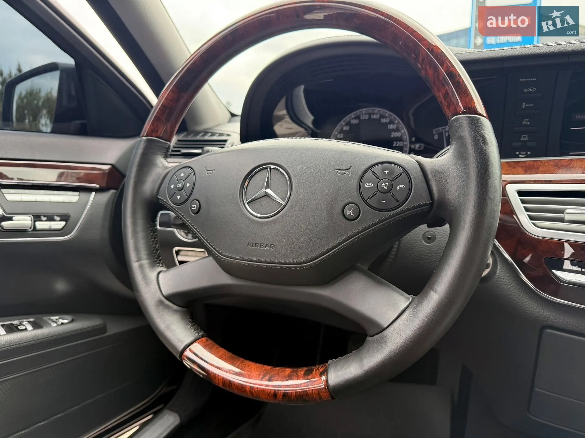 2011 Mercedes-Benz S-klasse - мініатюра 49