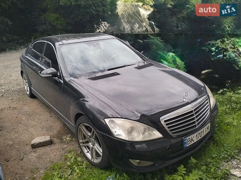 Mercedes-Benz S-Class 2007