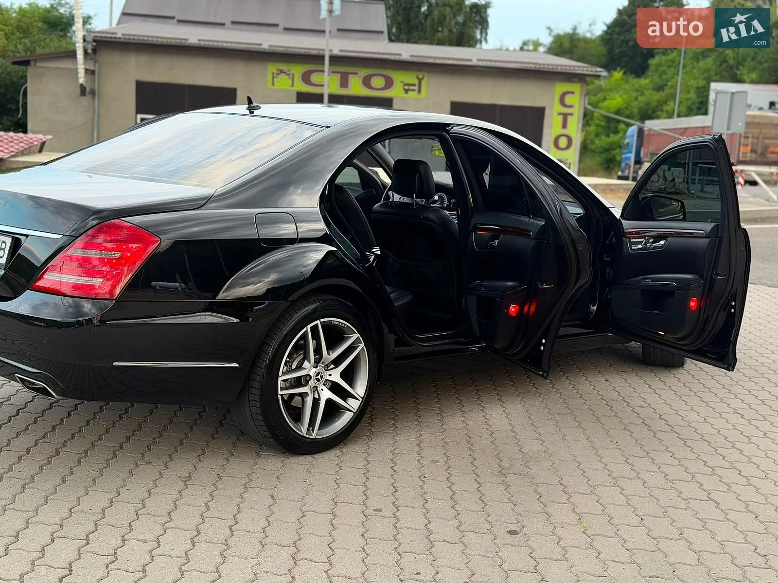 2010 Mercedes-Benz S-klasse - мініатюра 26