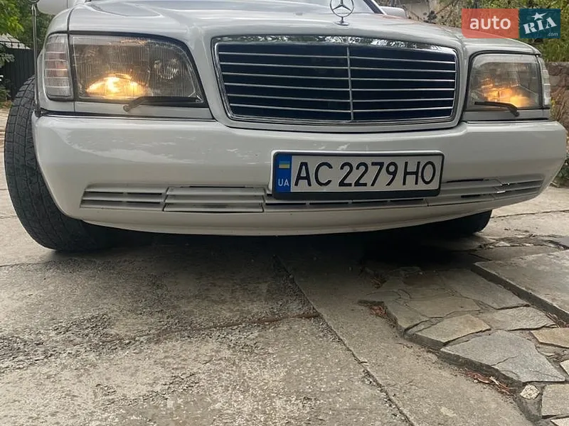 Mercedes-Benz S-Class 1995