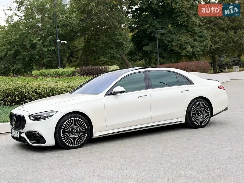 Mercedes-Benz S-Class 2021