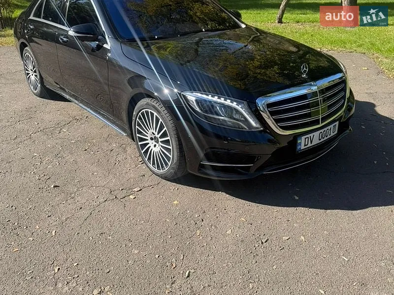 Mercedes-Benz S-Class