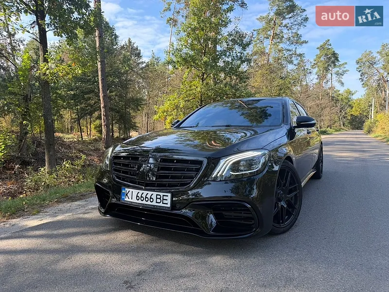 Mercedes-Benz S-Class