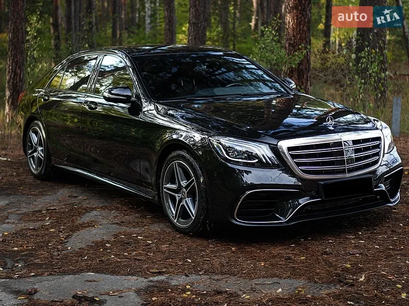 Mercedes-Benz S-Class