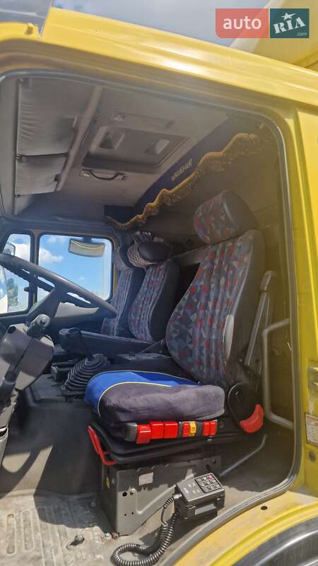 Грузовой фургон Mercedes-Benz SK-Series 1996 в Киеве