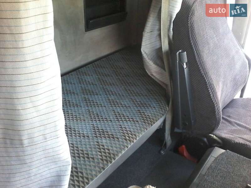 Грузовой фургон Mercedes-Benz SK-Series 1994 в Котельве