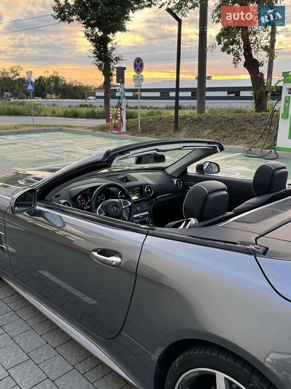 Родстер Mercedes-Benz SL-Class 2019 в Львове
