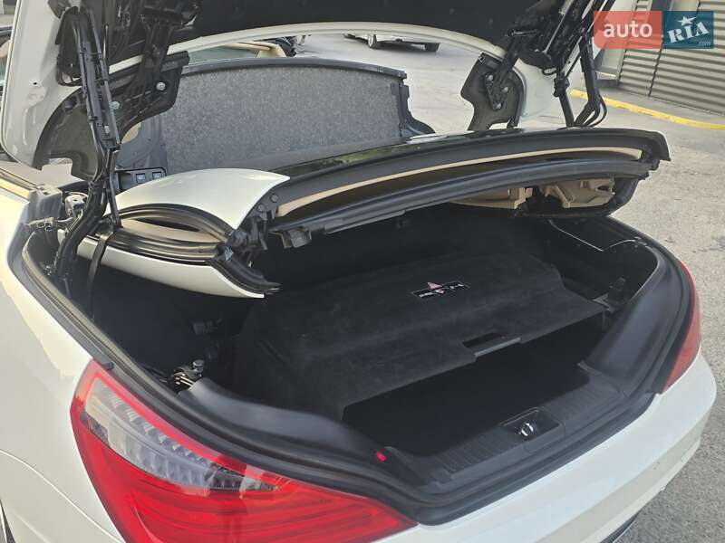 Родстер Mercedes-Benz SL-Class 2015 в Тысменице
