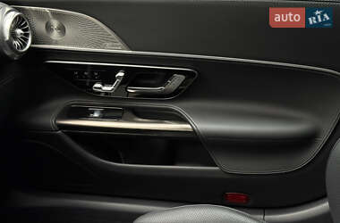 Кабриолет Mercedes-Benz SL-Class 2022 в 