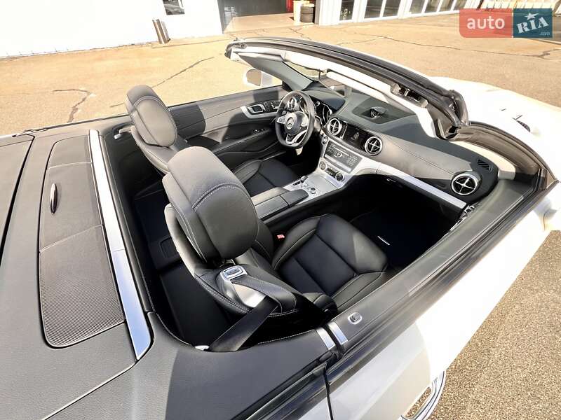Родстер Mercedes-Benz SL-Class 2017 в Киеве фото 6 Родстер Mercedes-Benz SL-Class 2017 в Киеве