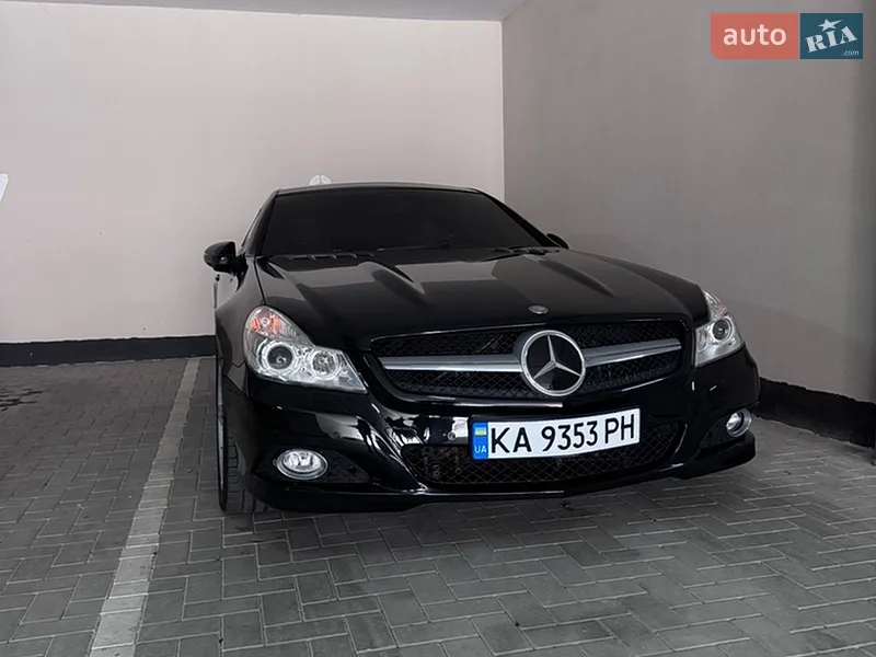 Mercedes-Benz SL-Class