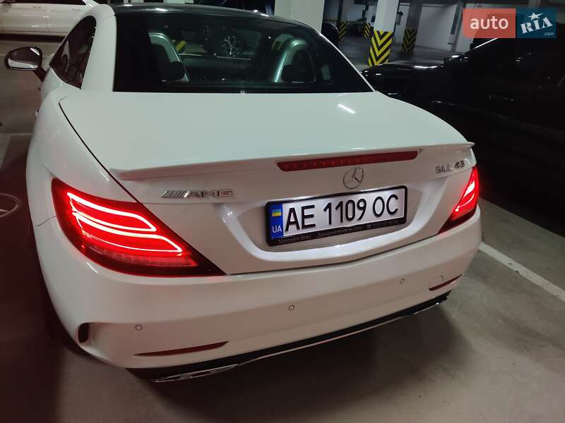 Родстер Mercedes-Benz SLC-Class 2018 в Днепре фото 16 Родстер Mercedes-Benz SLC-Class 2018 в Днепре
