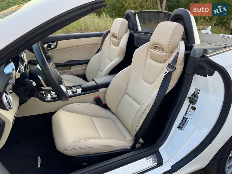 Родстер Mercedes-Benz SLC-Class 2018 в Киеве