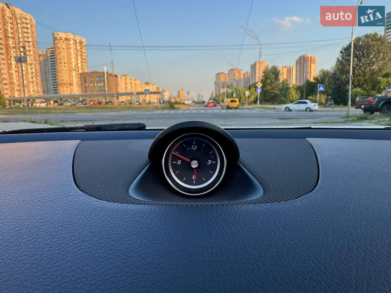 Родстер Mercedes-Benz SLC-Class 2018 в Киеве