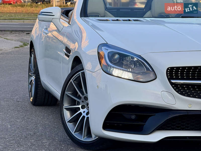 Родстер Mercedes-Benz SLC-Class 2018 в Киеве