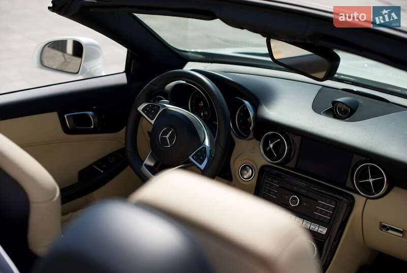 Родстер Mercedes-Benz SLC-Class 2017 в Киеве