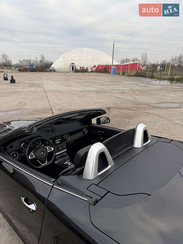 Родстер Mercedes-Benz SLC-Class 2018 в Киеве