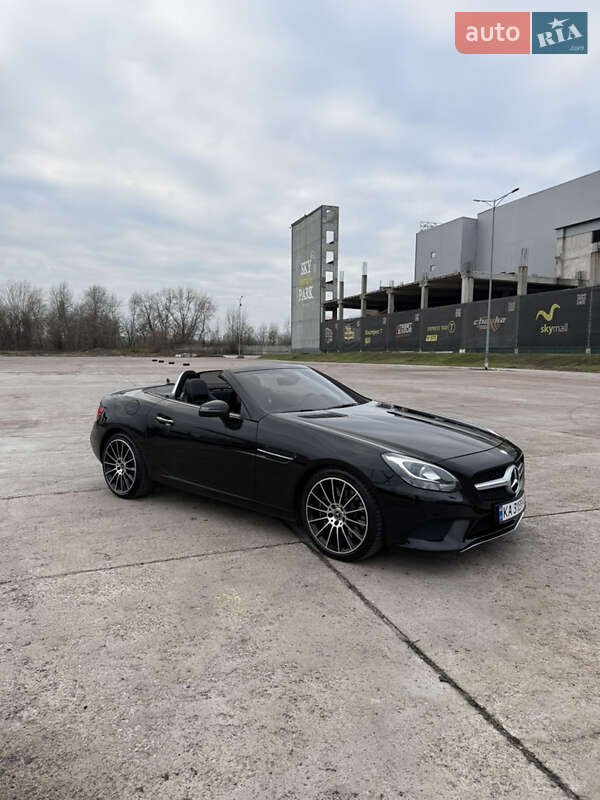 Родстер Mercedes-Benz SLC-Class 2018 в Киеве