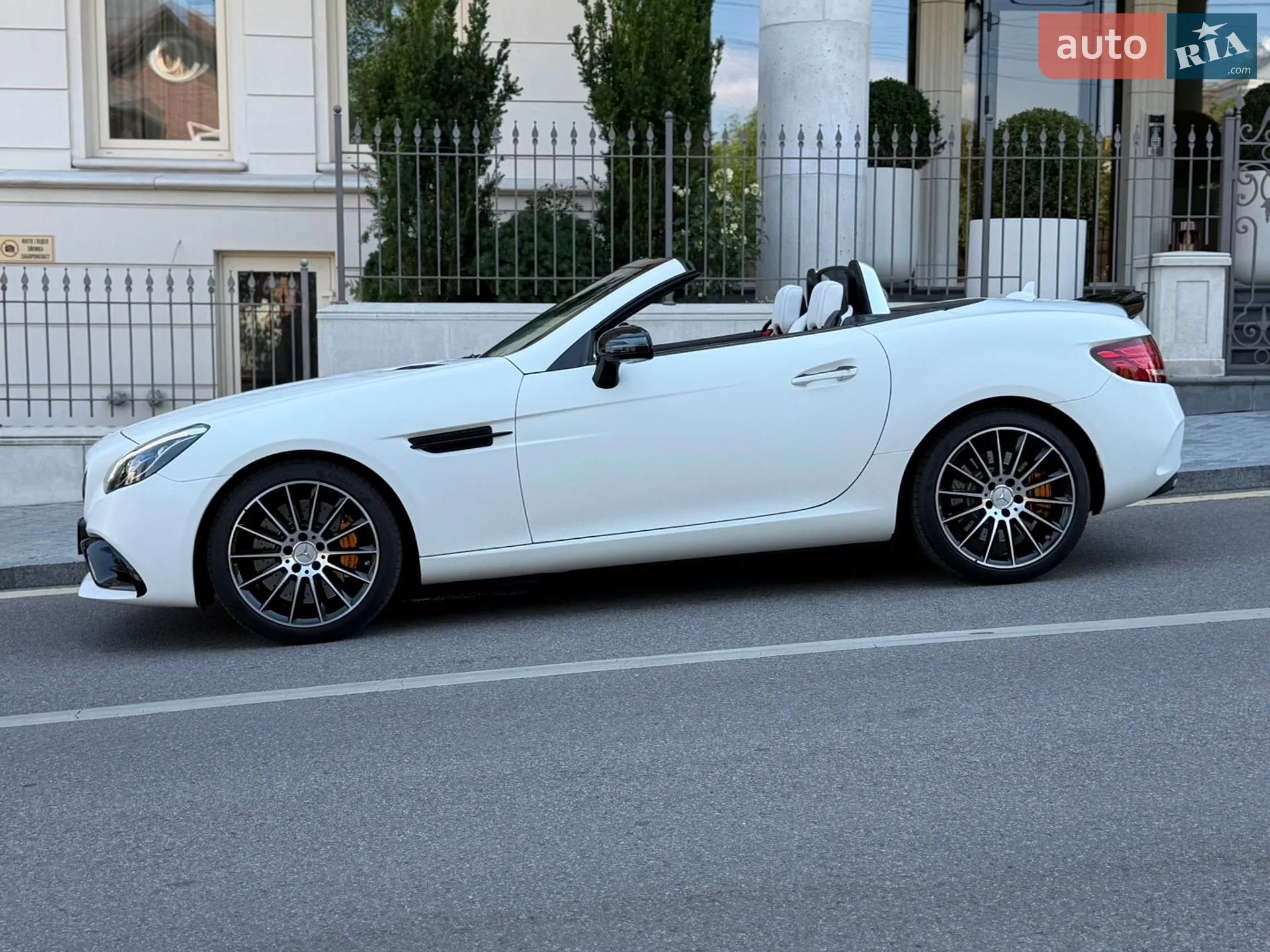 2016 Mercedes-Benz SLC-klasse - мініатюра 38