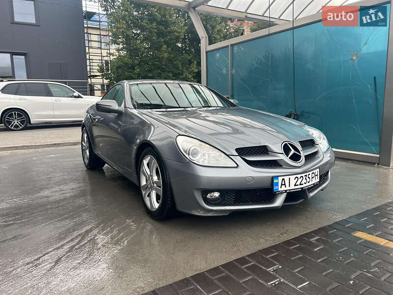 Mercedes-Benz SLK-Class 2010