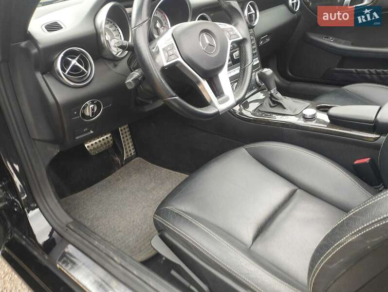 Родстер Mercedes-Benz SLK-Class 2011 в Долині