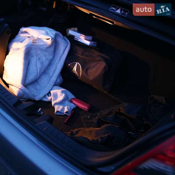 Родстер Mercedes-Benz SLK-Class 2010 в Киеве