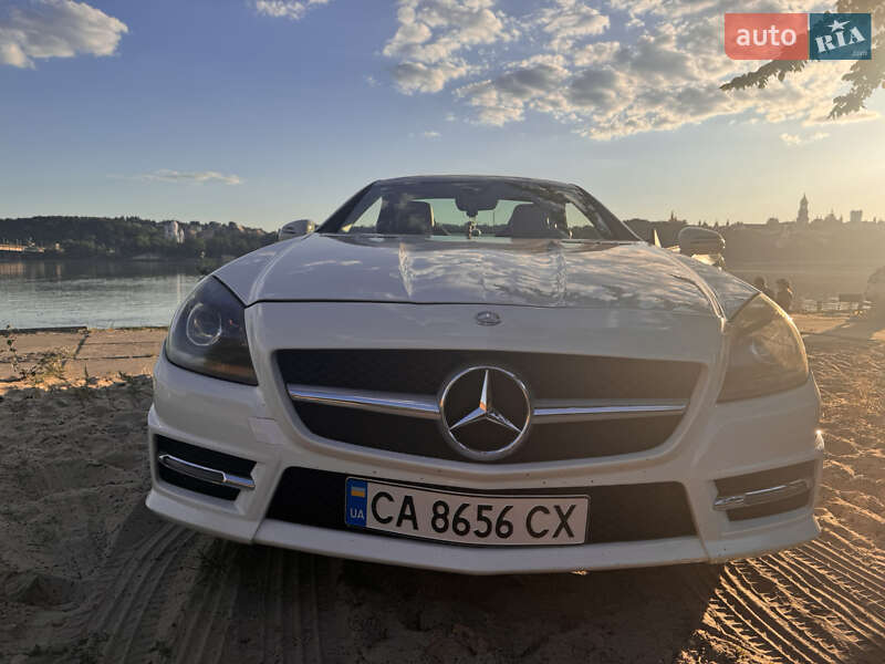 Родстер Mercedes-Benz SLK-Class 2015 в Киеве фото 6 Родстер Mercedes-Benz SLK-Class 2015 в Киеве
